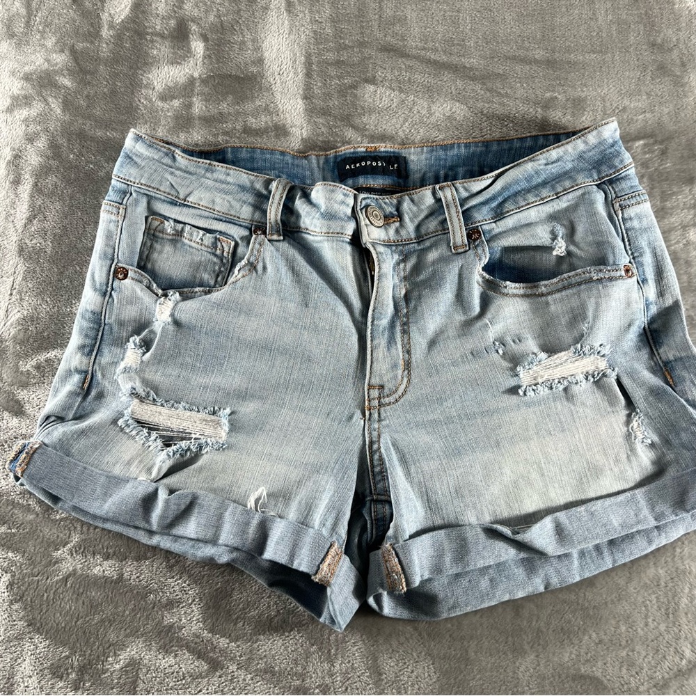 Aeropostale Women's Sz 14 Seriously Stretchy Low-Rise Denim Midi Cuffed Shorts